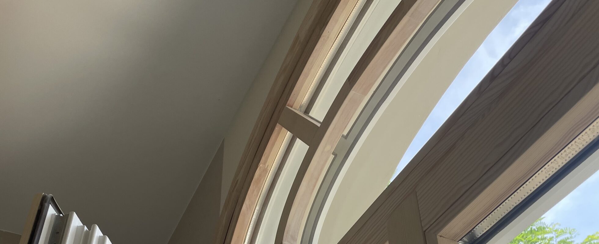 ventanas de madera natural