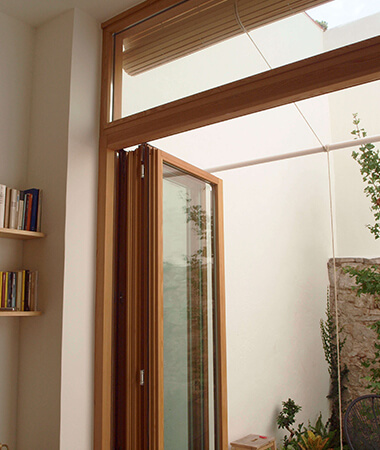 ISCLETEC - Ventanas de madera Barcelona