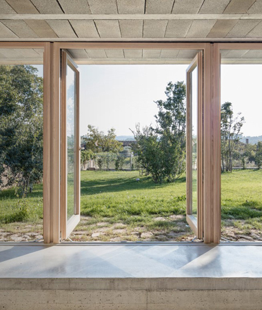 ISCLETEC - Ventanas de madera Barcelona